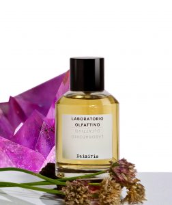 laboratorio-olfattivo-daimiris-2019.jpg3_-252x300